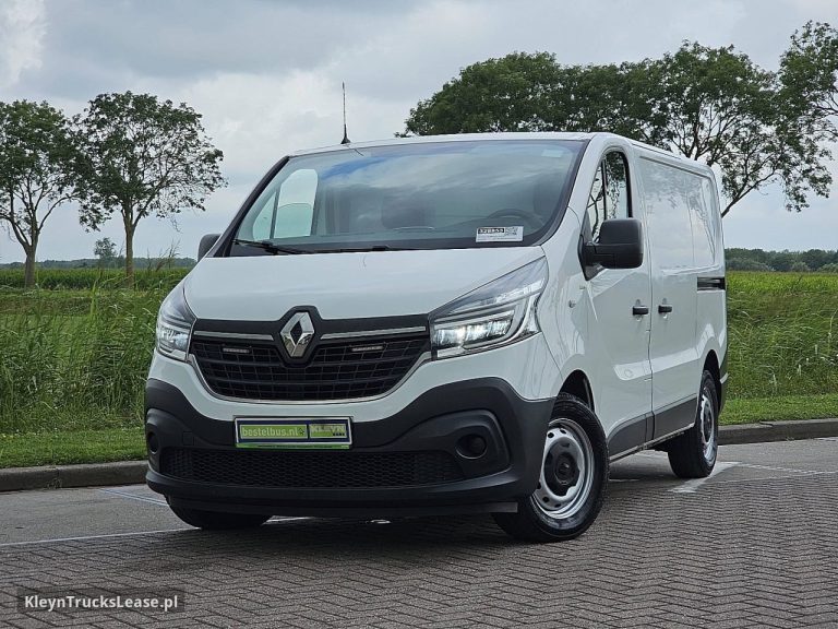 Renault TRAFIC 2.0 DCI L1H1 2xZijdeur NAP! z 2021 roku, blaszak z zagranicy — przód pojazdu