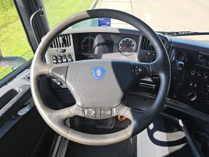 Wyposażenie specjalne wnętrza, ujęcie 4 — Scania G420 CLIMA RETARDER z 2011 roku
