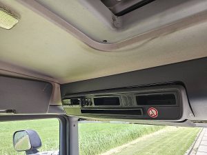 Wyposażenie specjalne wnętrza — Scania R420 MANUAL ALCOA PTO z 2008 roku