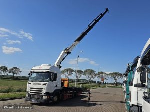 Strona kierowcy z przodu — Scania R450 z 2015 roku