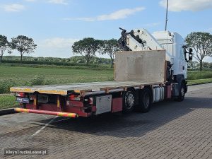 Strona pasażera z tyłu — Scania R450 z 2015 roku