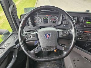 Wyposażenie specjalne wnętrza, ujęcie 3 — Scania R460 RET. NIGHT A/C SUPER z 2023 roku