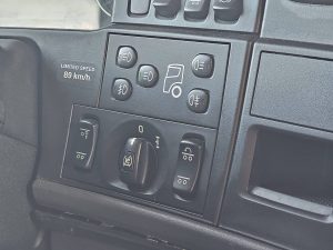 Wyposażenie specjalne, ujęcie 6 — Scania R490 8X2*6 HMF 6020K6 z 2015 roku