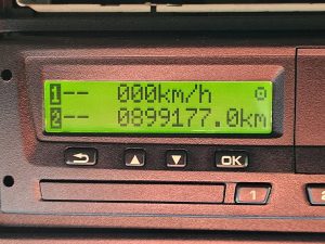 Licznik przebiegu — Scania R490 8X2*6 HMF 6020K6 z 2015 roku