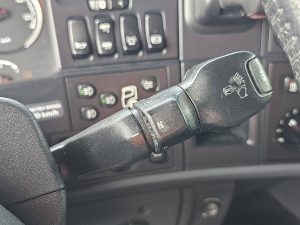 Wyposażenie specjalne wnętrza, ujęcie 5 — Scania R490 HMF 6020 z 2016 roku