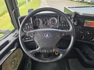 Wyposażenie specjalne wnętrza, ujęcie 4 — Scania R490 HMF 6020 z 2016 roku