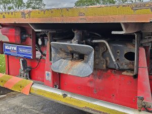 Hak holowniczy — Scania R490 HMF 6020 z 2016 roku