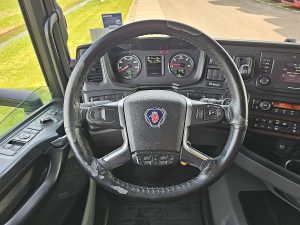 Wyposażenie specjalne wnętrza, ujęcie 3 — Scania R500 z 2022 roku