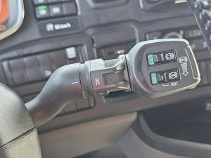 Wyposażenie specjalne wnętrza, ujęcie 4 — Scania R500 6X2*4 NB LEATHER z 2021 roku