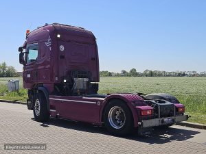 Strona kierowcy z tyłu — Scania R520 z 2014 roku