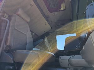 Wnętrze kabiny — Scania R520 z 2014 roku
