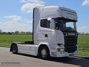 Strona pasażera z przodu — Scania R520 z 2016 roku
