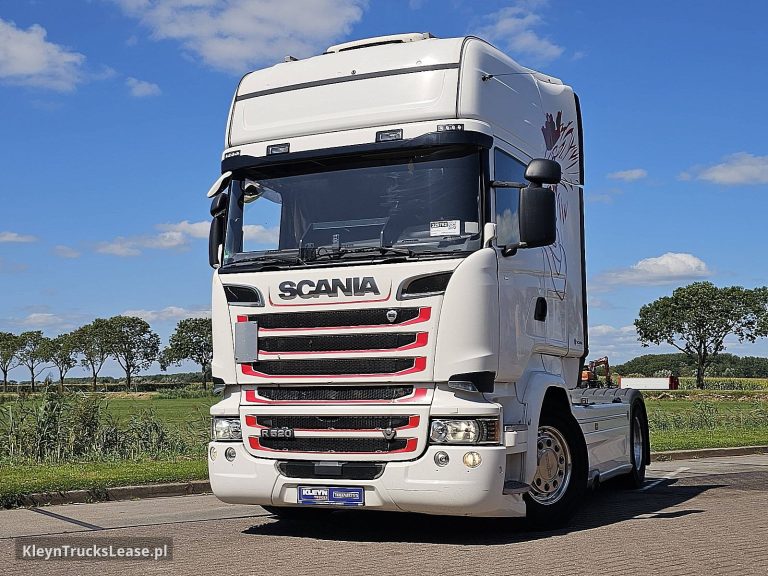 Scania R520 Komressor z 2016 roku, ciągnik siodłowy z zagranicy — przód pojazdu