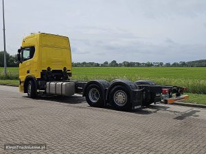 Strona kierowcy z tyłu — Scania R580 6X2*4 WB4750 PTO V8 z 2019 roku