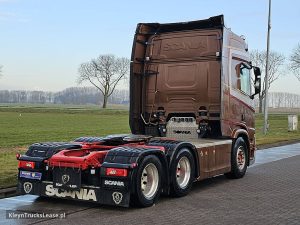 Strona pasażera z tyłu — Scania R580 6X2 NB LED LEATHER z 2020 roku
