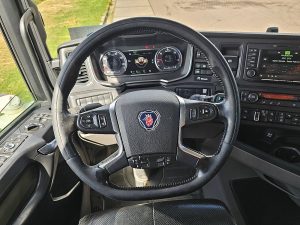 Wyposażenie specjalne wnętrza, ujęcie 3 — Scania R580 V8 6X4 80 TON RETARD z 2021 roku