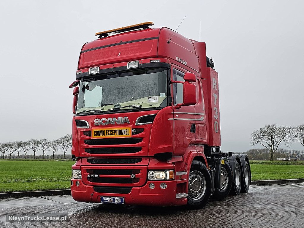 Scania R730 8X4 147T z 2012 roku, ciągnik siodłowy z zagranicy — przód pojazdu
