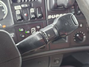 Wyposażenie specjalne wnętrza, ujęcie 5 — Scania R730 8X4 147T z 2012 roku
