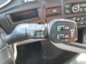 Wyposażenie specjalne wnętrza, ujęcie 4 — Scania S540 4X AIR RET. LED z 2021 roku