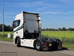 Strona kierowcy z tyłu — Scania S540 4X AIR RET. LED z 2021 roku