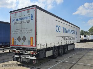 Strona pasażera z tyłu — Schwarzmueller SCB*S3T z 2020 roku