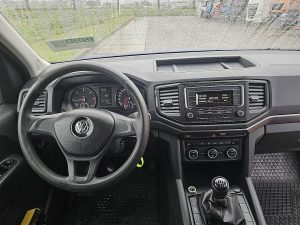 Deska rozdzielcza i stanowisko kierowcy — Volkswagen AMAROK 3.0 TDI ac 3.0 V6 EURO6 z 2018 roku