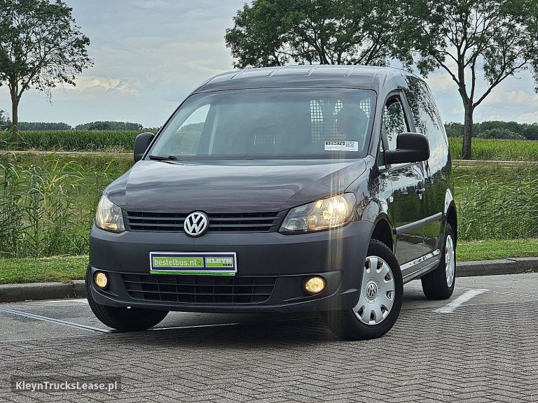Volkswagen CADDY 1.6 Airco Trekhaak NAP! z 2015 roku, kompaktowy dostawczak z zagranicy — przód pojazdu