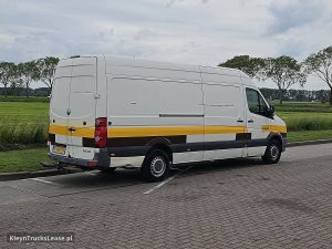 Strona pasażera z tyłu — Volkswagen CRAFTER 35 2.0 maxi EURO5 z 2010 roku