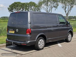 Strona pasażera z tyłu — Volkswagen TRANSPORTER 2.0 TDI L1H1 T6.1 150Pk Eur6 z 2022 roku