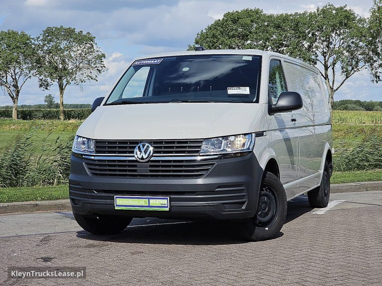 Volkswagen TRANSPORTER 2.0 TDI T6.1 150Pk L2H1 Autm z 2024 roku, blaszak z zagranicy — przód pojazdu