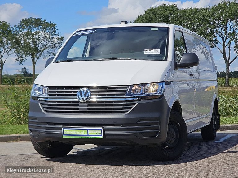 Volkswagen TRANSPORTER 2.0 TDI T6.1 150Pk L2H1 Autm z 2024 roku, blaszak z zagranicy — przód pojazdu