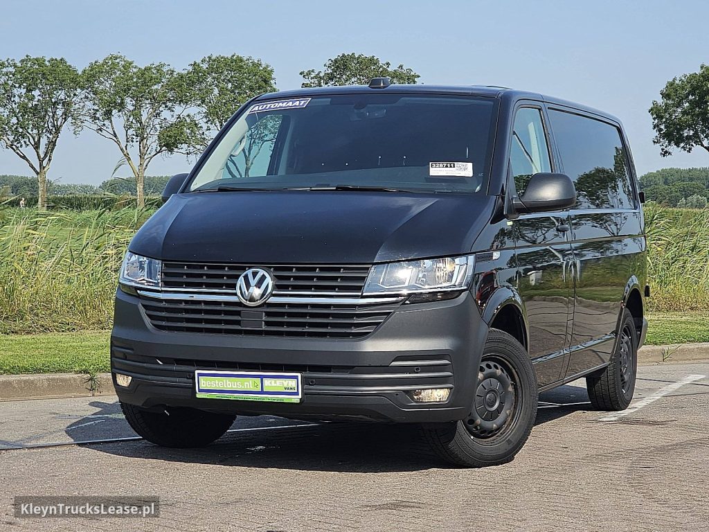 Volkswagen TRANSPORTER 2.0 TDI T6.1 150Pk Navi NAP! z 2021 roku, blaszak z zagranicy — przód pojazdu