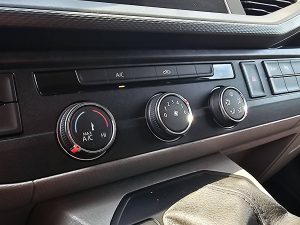 Wyposażenie specjalne wnętrza, ujęcie 2 — Volkswagen TRANSPORTER 2.0 TDI T6.1 150Pk Navi NAP! z 2021 roku