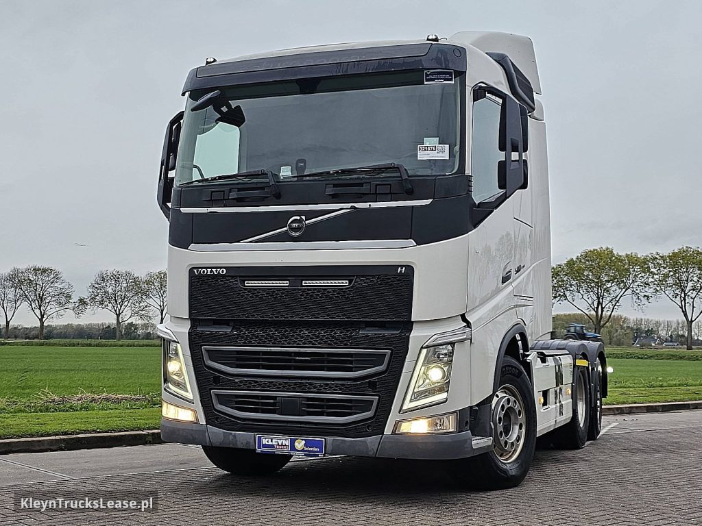 Volvo FH 500 6X2 STEERED PTO+HYDR z 2020 roku, ciągnik siodłowy z zagranicy — przód pojazdu