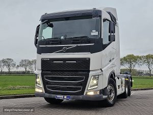 Przód pojazdu — Volvo FH 500 6X2 STEERED PTO+HYDR z 2020 roku