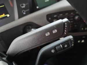 Wyposażenie specjalne wnętrza, ujęcie 4 — Volvo FH 500 6X2 STEERED PTO+HYDR z 2020 roku