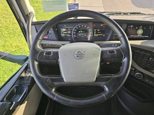 Wyposażenie specjalne wnętrza, ujęcie 2 — Volvo FH 500 Multi-BDF z 2021 roku