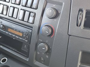 Wyposażenie specjalne wnętrza, ujęcie 2 — Volvo FL 240.14 MANUAL AIRCO LIFT z 2021 roku