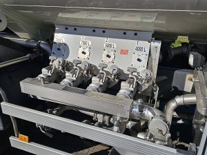 Wyposażenie specjalne — Volvo FM 13.500 19.000L z 2011 roku