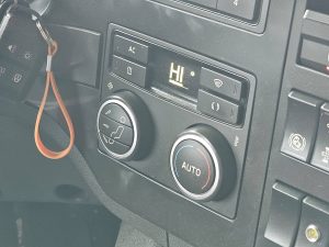 Wyposażenie specjalne wnętrza, ujęcie 2 — Volvo FM 500 6X4 LIFT AXLE PTO+HY z 2022 roku
