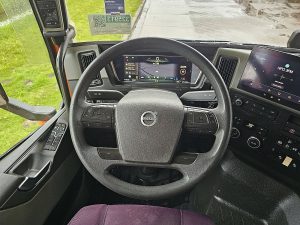 Wyposażenie specjalne wnętrza, ujęcie 2 — Volvo FM 500 6X4 LIFT AXLE PTO+HY z 2022 roku