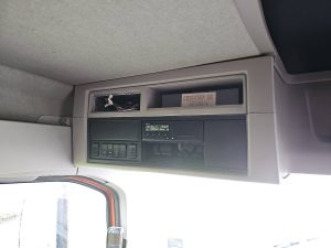 Wyposażenie specjalne wnętrza — Volvo FM 500 6X4 LIFT AXLE PTO+HY z 2022 roku