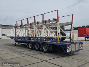 Strona kierowcy z tyłu — Wot O.S.E.K.3.18.27 z 2001 roku