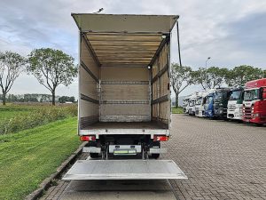 Przestrzeń ładunkowa — Citroën JUMPER 2.0 Bakwagen Laadklep AC z 2019 roku