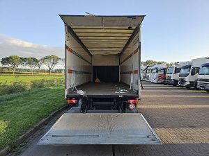 Przestrzeń ładunkowa — DAF LF 230 11.9T AIRCO 6 CYL. z 2019 roku