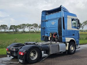 Strona pasażera z tyłu — DAF XF 430 z 2018 roku
