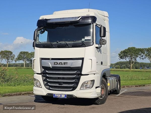 DAF XF 450 z 2019 roku, ciągnik siodłowy z zagranicy — przód pojazdu