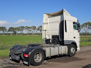 Strona pasażera z tyłu — DAF XF 450 z 2019 roku