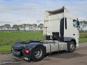 Strona pasażera z tyłu — DAF XF 450 z 2019 roku