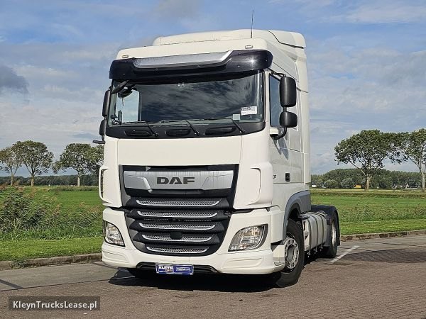 DAF XF 450 z 2019 roku, ciągnik siodłowy z zagranicy — przód pojazdu